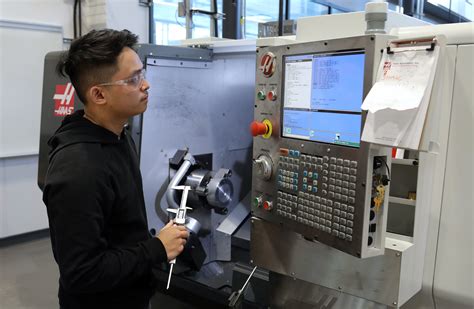 cnc machining training|cnc machinist training near me.